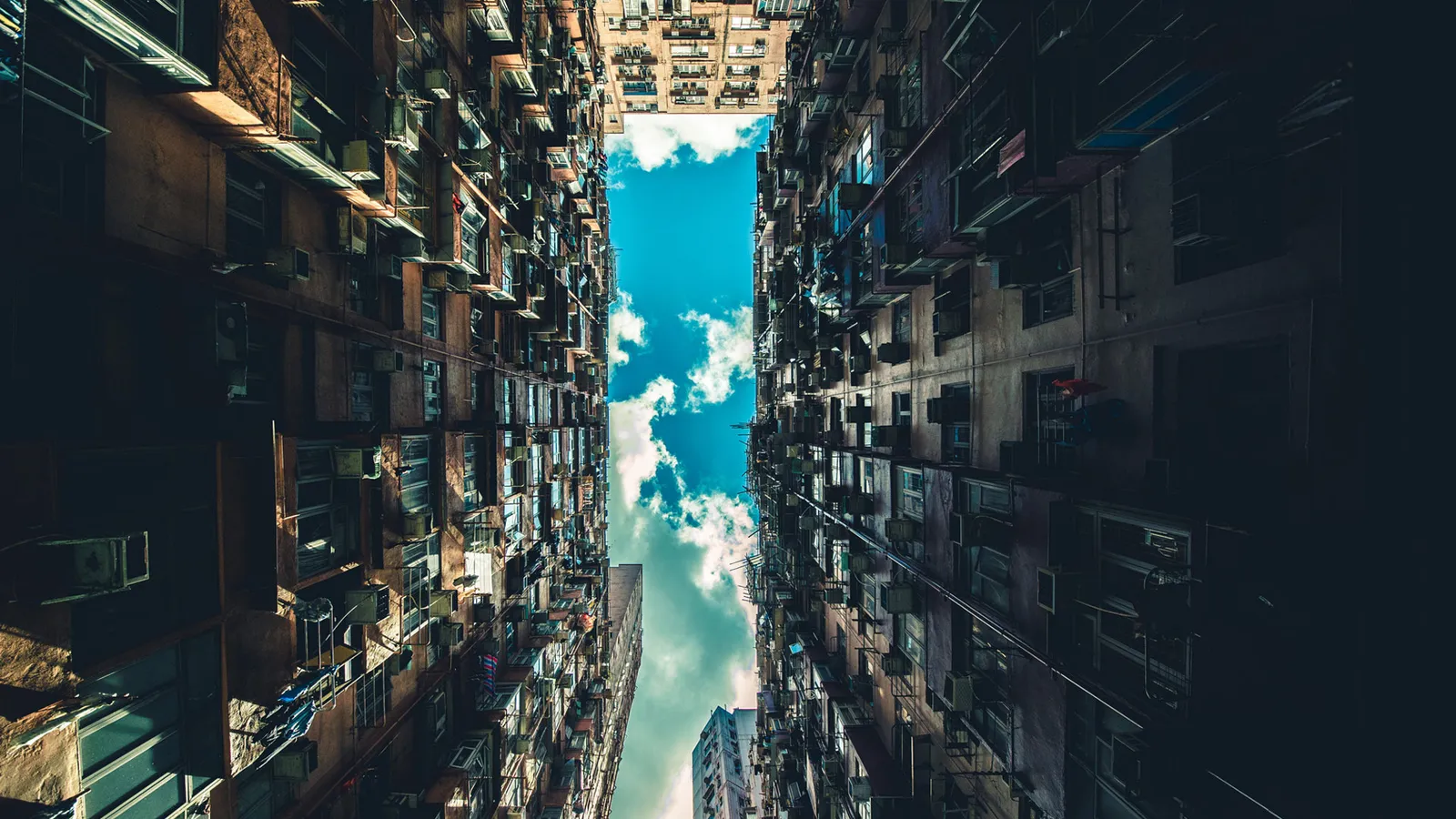 Upsky 1 Web